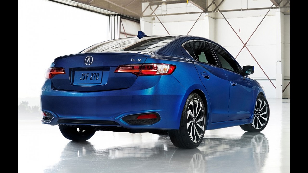 Versão de luxo do Civic, Acura ILX ganha novo visual e câmbio de oito marchas
