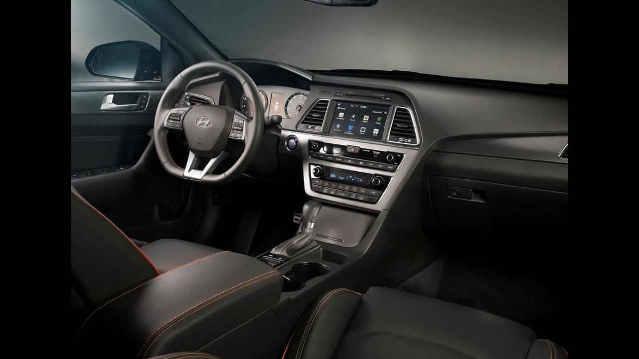 Hyundai lança novo Sonata 2015 nos EUA pelo equivalente a R$ 46.800