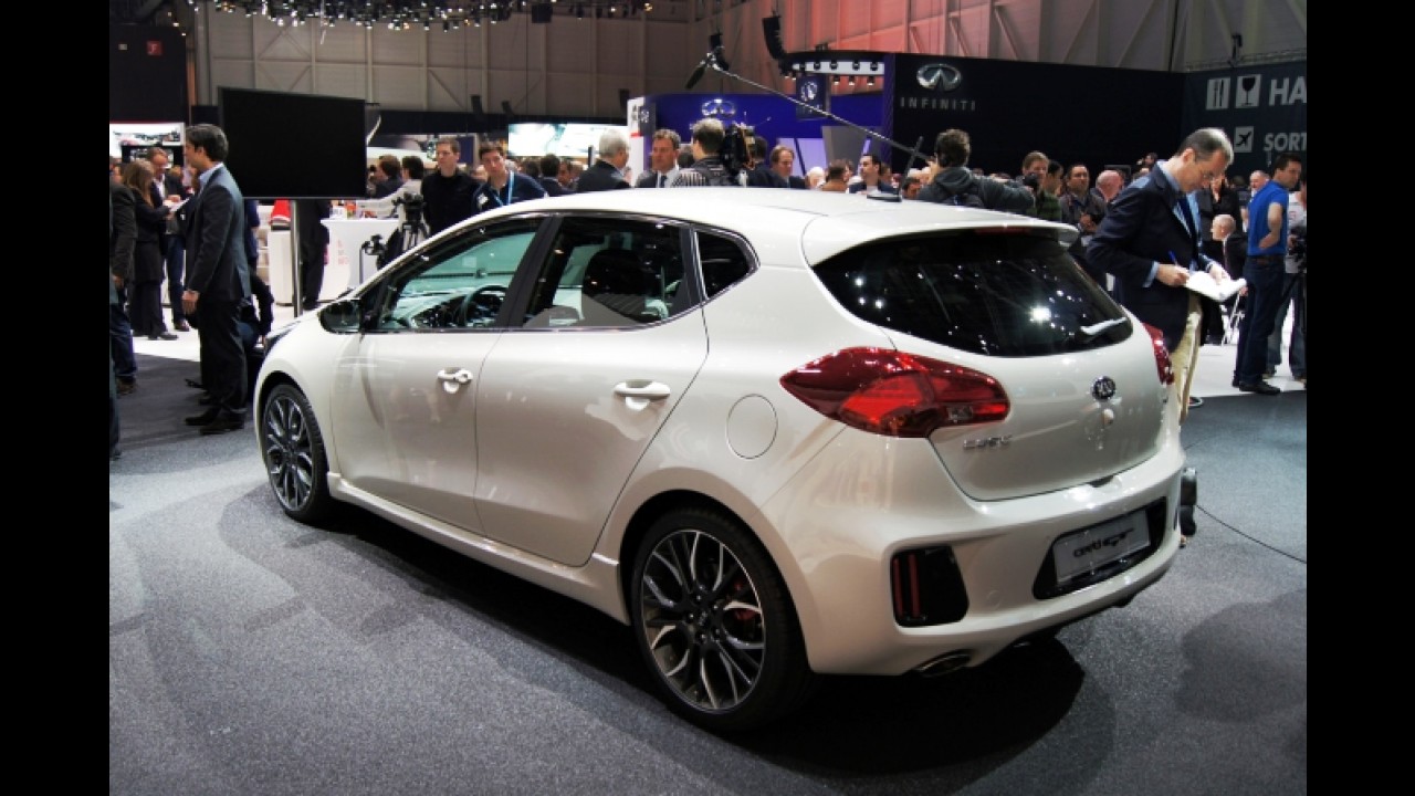 Salão de Genebra: Kia Cee'd GT de 204 cv é destaque da marca