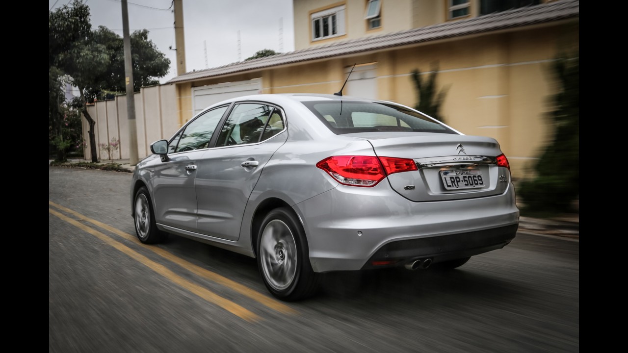 Teste CARPLACE: quais as armas do C4 Lounge para desafiar o líder Civic?