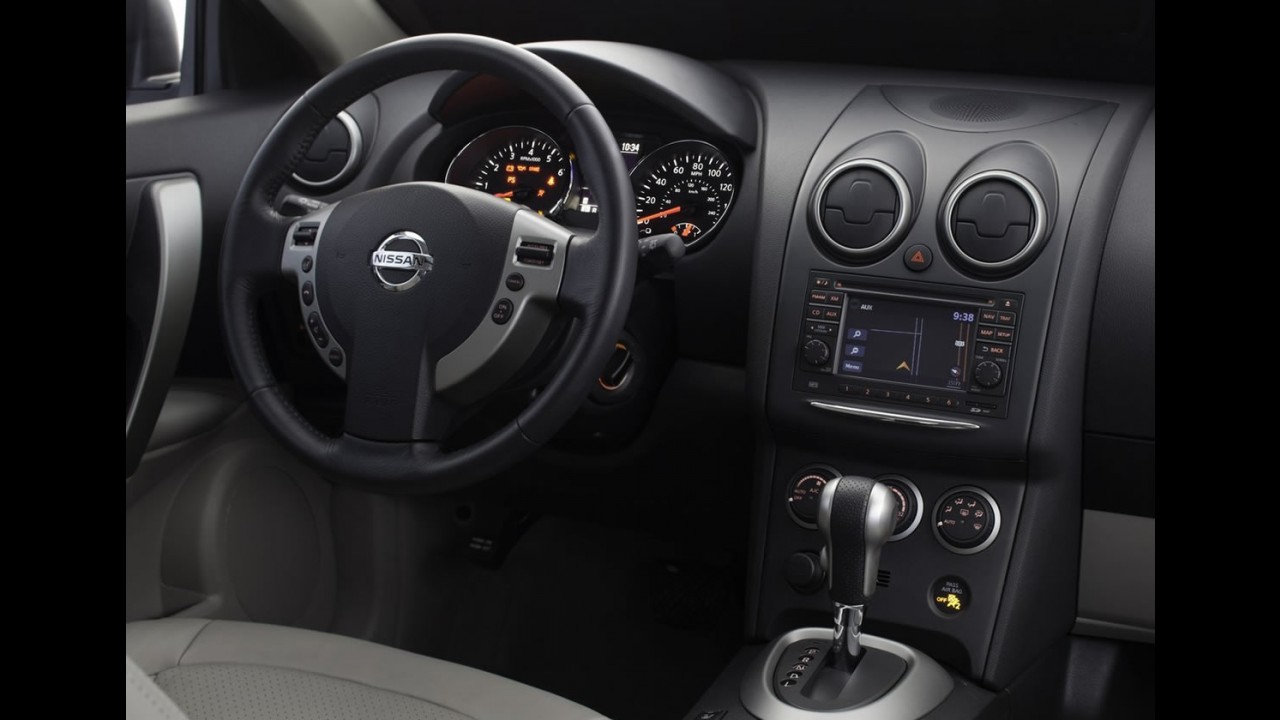 Nissan Rogue 2011 - Utilitário ganha facelift e novos equipamentos nos Estados Unidos
