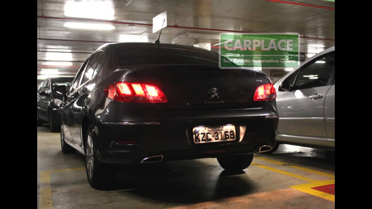 Exclusivo! Flagra mostra detalhes internos e externos do Novo Peugeot 408