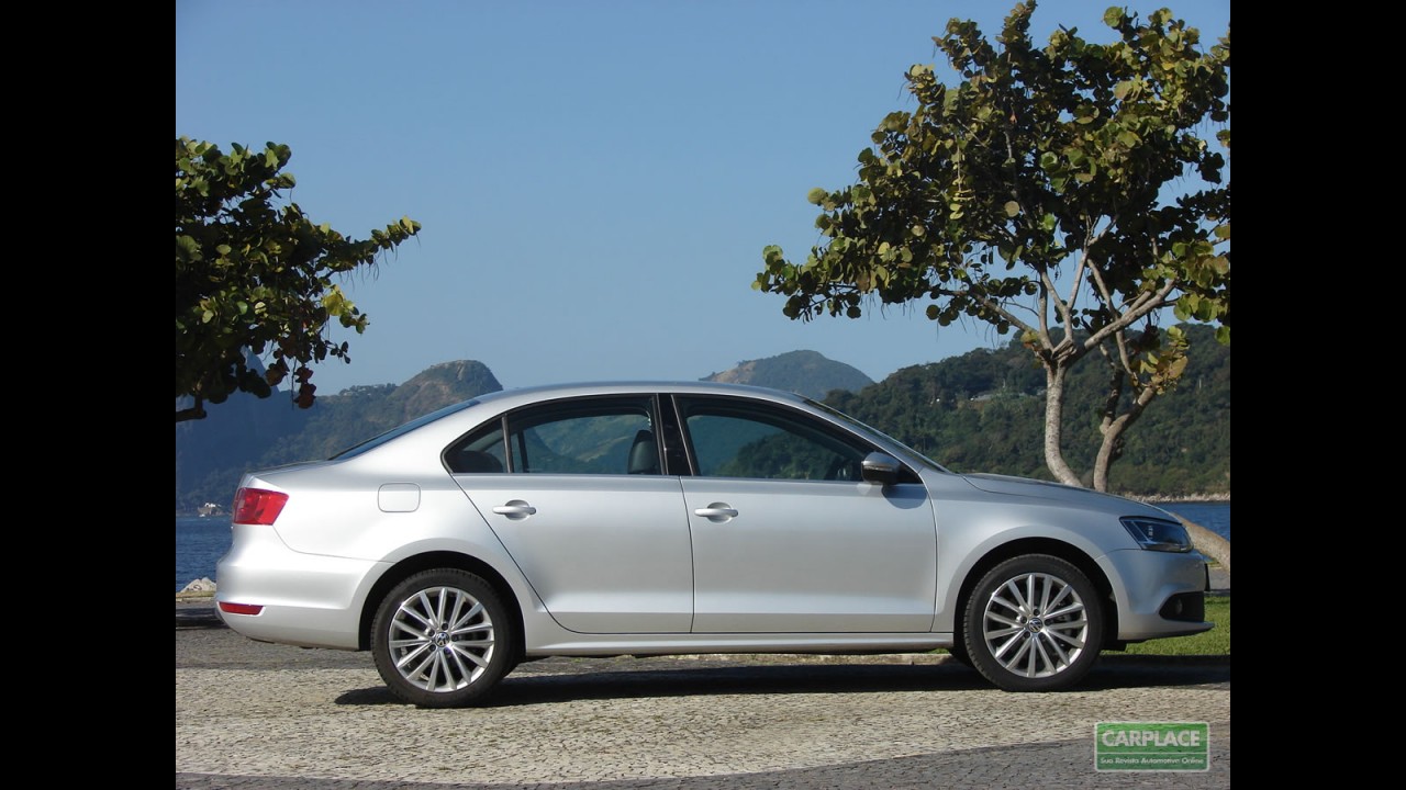 Avaliação - Volkswagen Jetta 2.0 TSI Highline 2011 - Veja detalhes em fotos