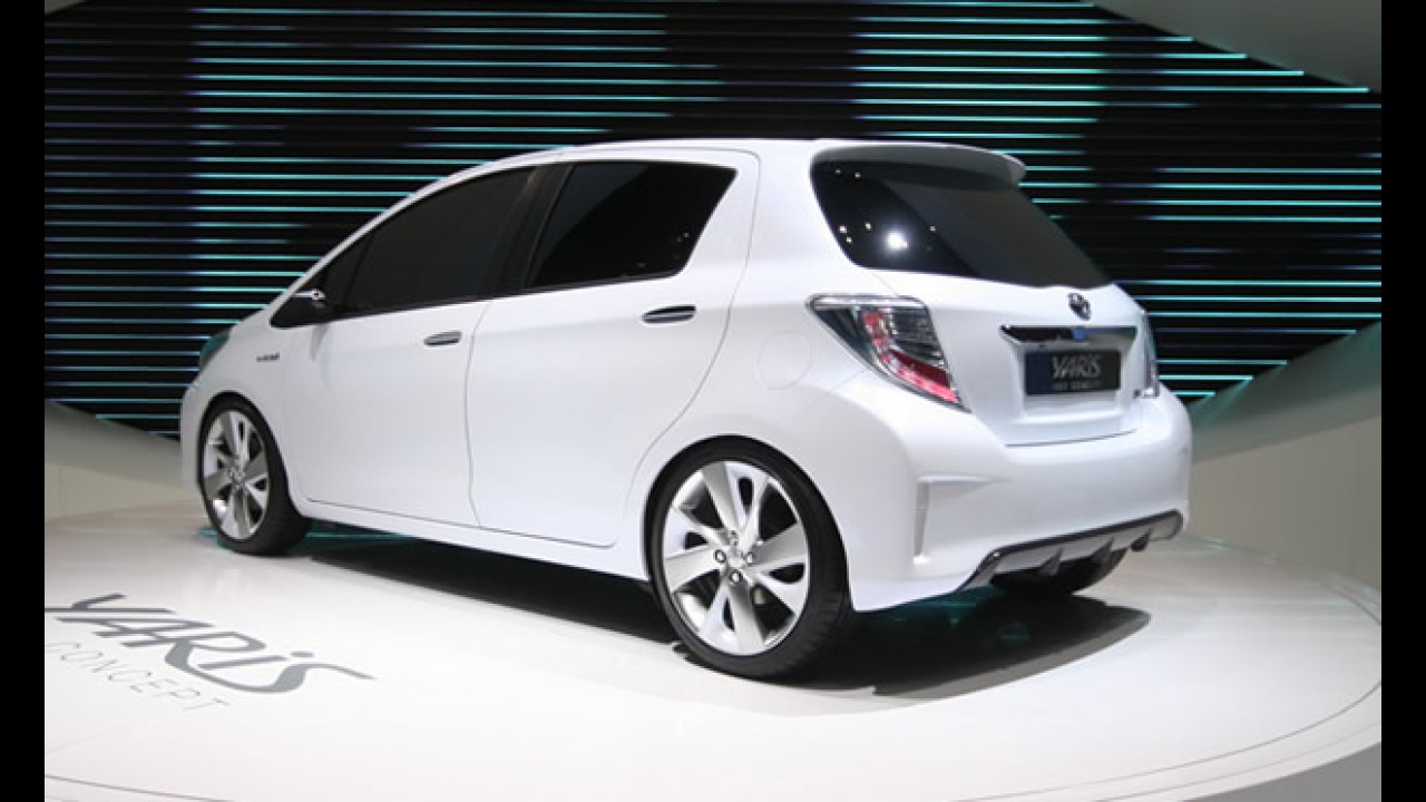 Toyota apresenta dois novos híbridos no Salão de Genebra