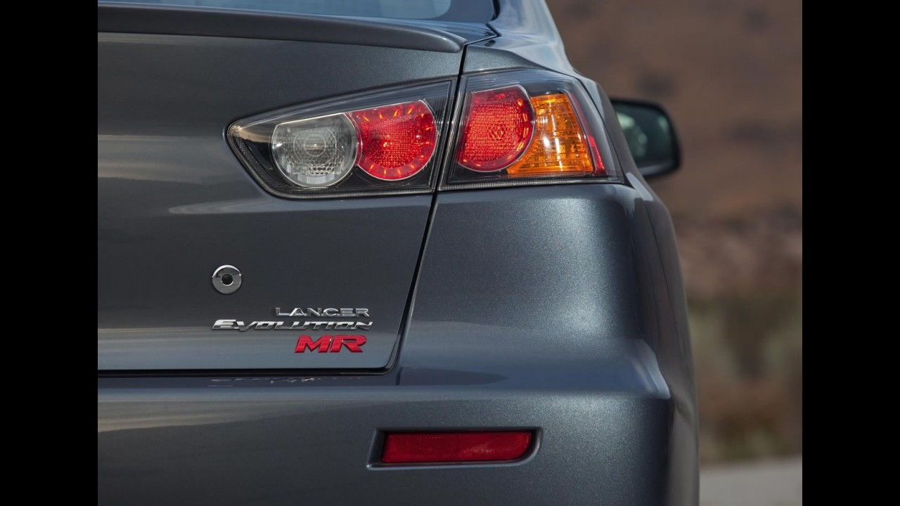Mitsubishi revela o apimentado Lancer Evolution MR 2011 - Veja fotos