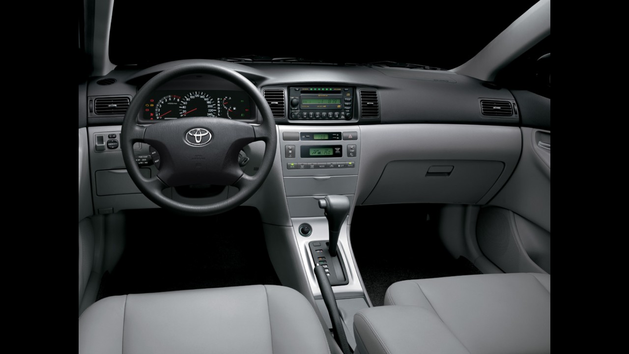 Recall global da Toyota afeta 29.864 unidades do Corolla no Brasil