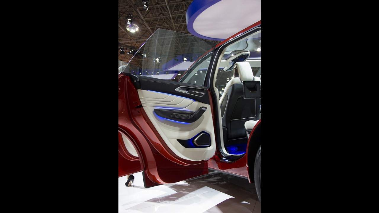Salão SP: Edge Concept encanta, mas nova geração demora para chegar