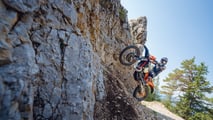 765386_MY27 KTM 300 XC-W HARDENDURO _HARDENDURO_ACTION