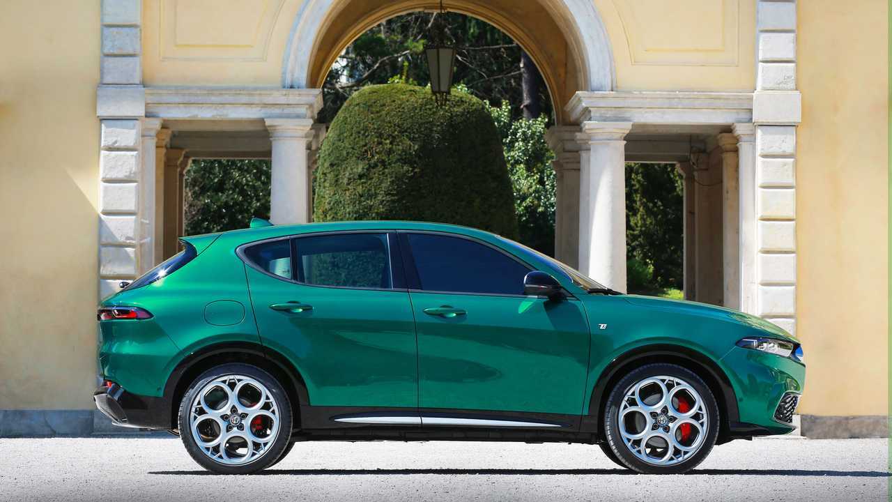 Foto - Alfa Romeo Tonale 1.5 hybrid prova su strada