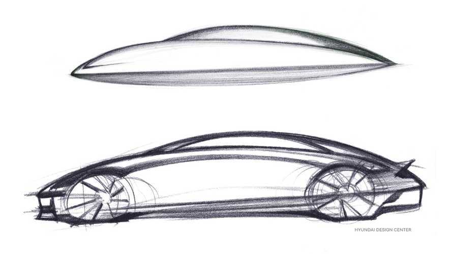 Не улетит? Hyundai поделилась странными набросками электроседана