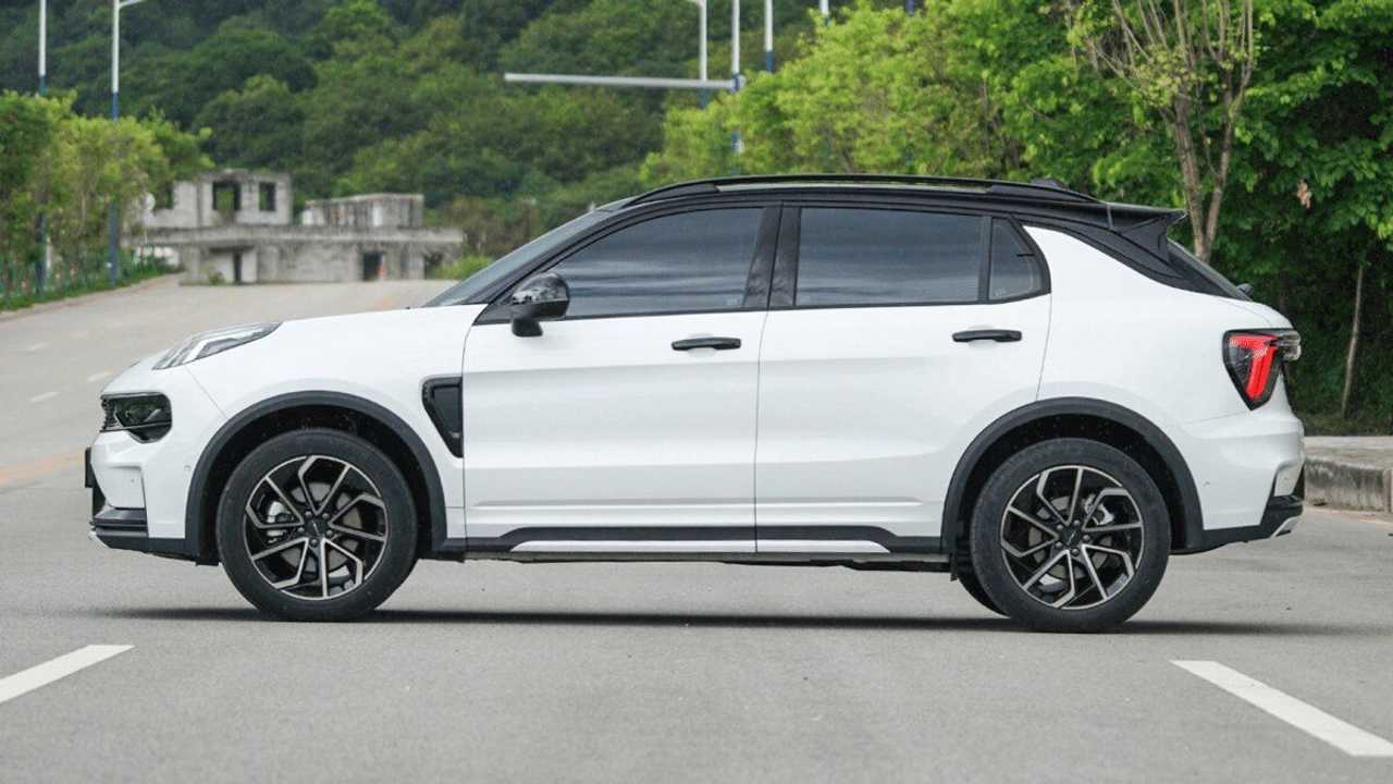 Lynk&Co 01 EM-F
