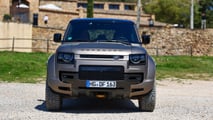 Land Rover Defender 110 Octa (2025) Test