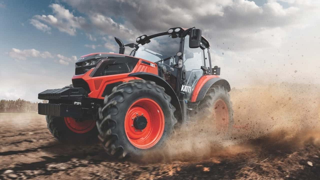 Kioti HX1302 e HX1402: li nuovi trattori potenza medio alta
