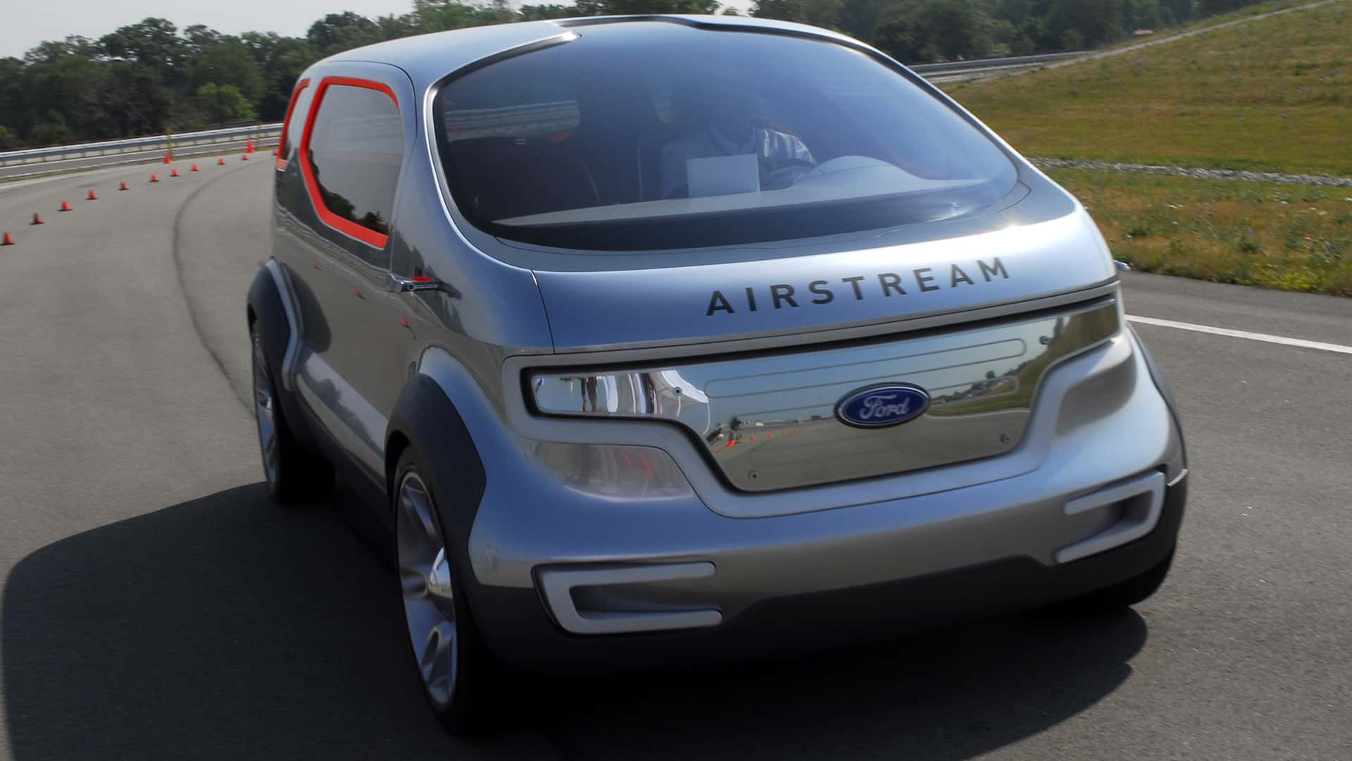 Concepto Ford Airstream 1152x864 Home Page | Gulf Stream Coach Inc.