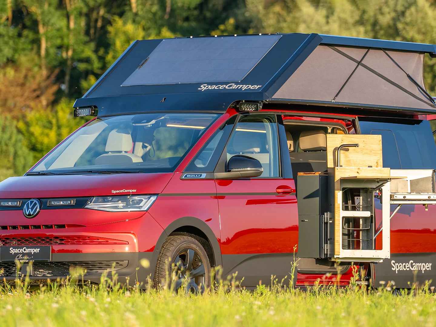 SpaceCamper Roof und Classic+ Ausbaupaket fr VW Multivan & Co.