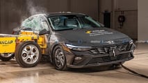 Hyundai i30 Sedan, crash test