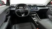 MG ZS 2025, gli interni