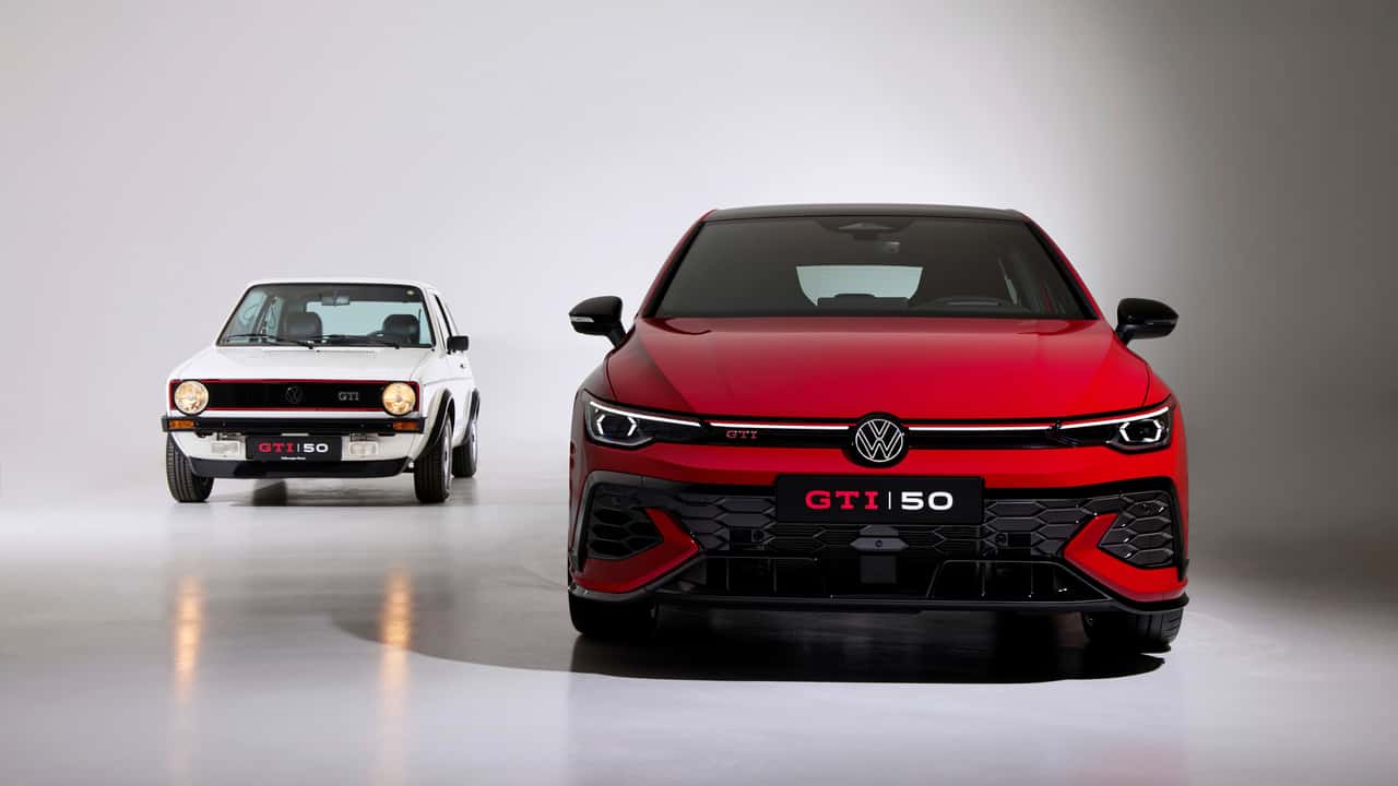VW Golf GTI completa 50 anos em 2026 com diversas celebrações