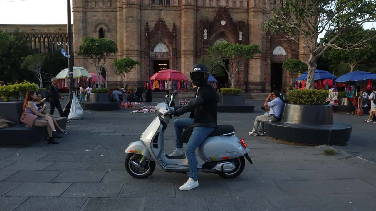 vespa gts 300 persaverance 