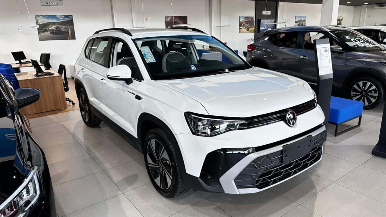 Volkswagen Taos Comfortline 2026 nas lojas