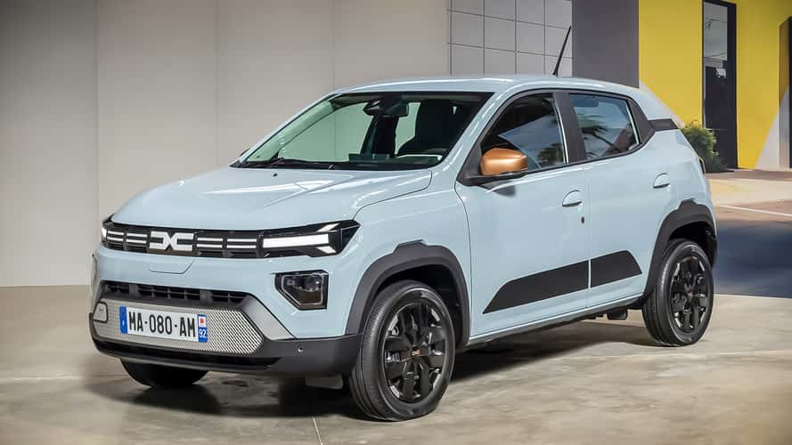 Dacia Spring: ora l'auto elettrica economica ha motori più potenti