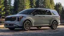 Every Minivan 2026: Kia Carnival Hybrid