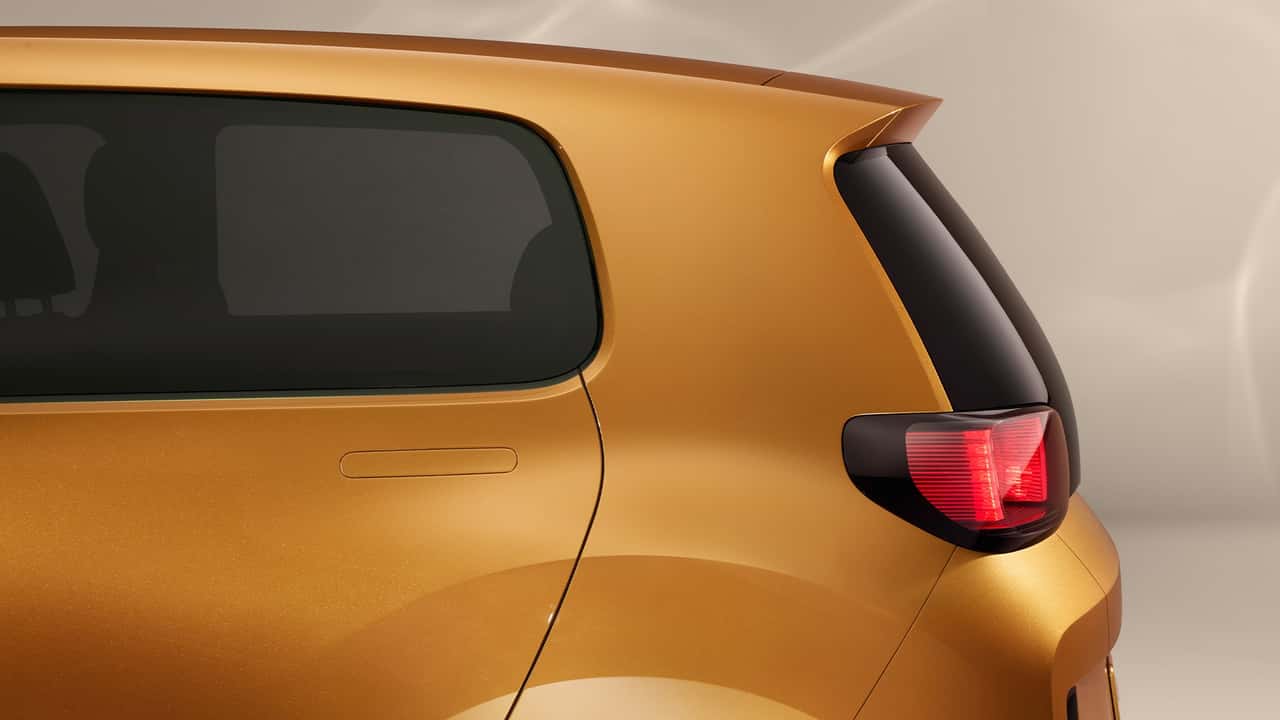 Volkswagen CEO Says Flush Door Handles Are 'Terrible'