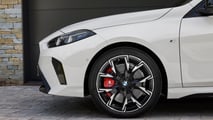 BMW M135 xDrive 2026 - fotos oficiais 