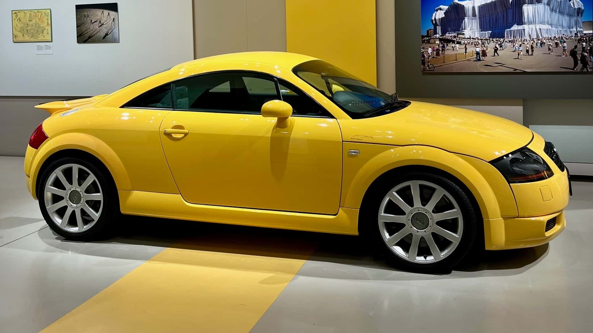 audi-tt-coupe-rs4.jpg