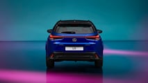Lexus UX (2024)
