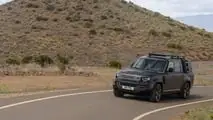 Land Rover Defender 2024