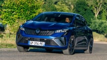 Photo - Renault Clio E-Tech Hybrid (2023), road test