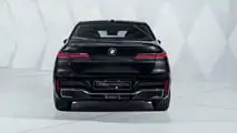 BMW i7 Protection rear head on