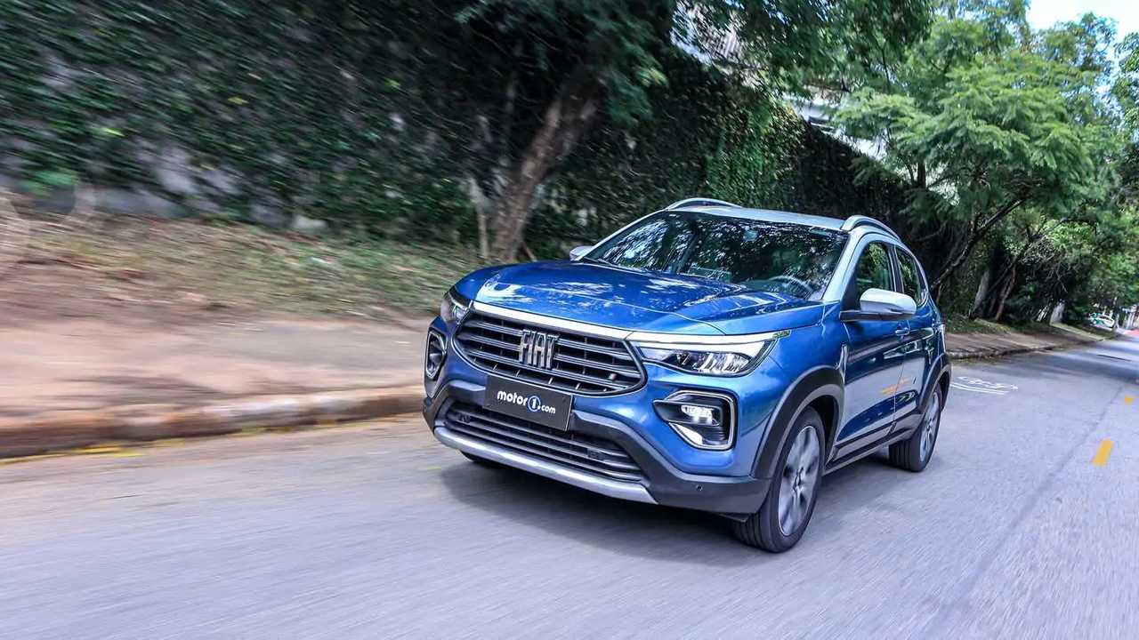 Comparativo: Honda City Hatchback Touring vs. Fiat Pulse Impetus