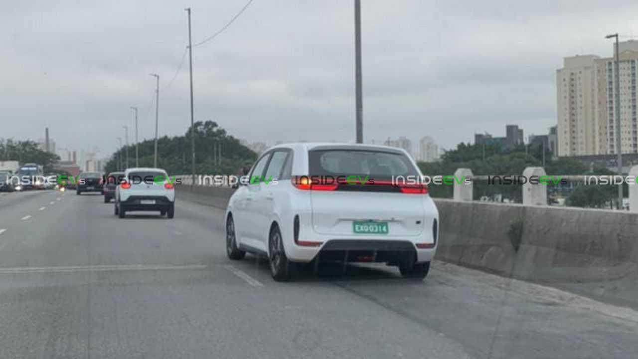 Flagra-BYD-D1-carro-elétrico-_2_