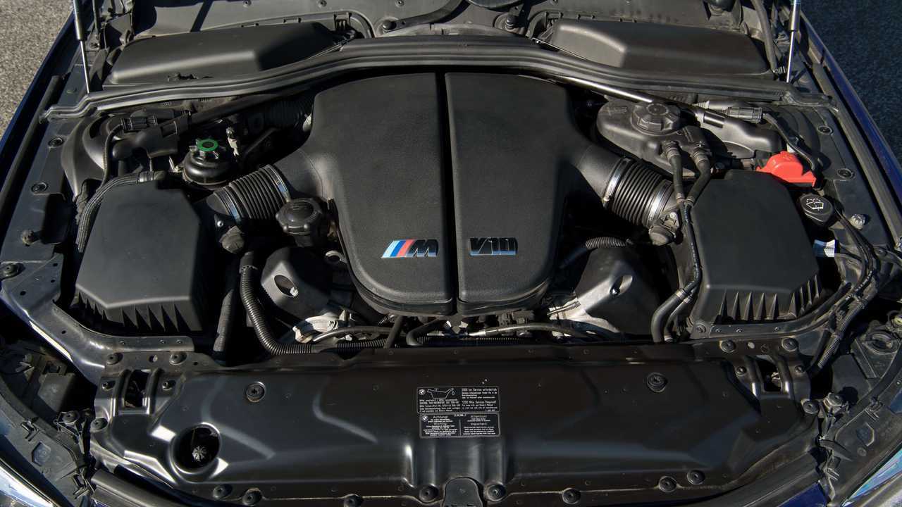 BMW M5 E60, il V10
