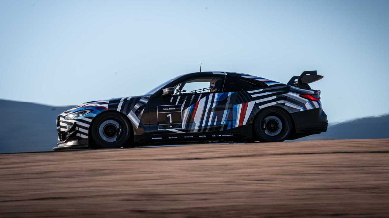 BMW M4 GT4, il test ad Almeria