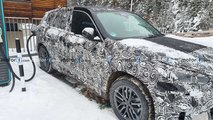 Nuova BMW iX1, le foto spia dell'elettrica in prova in Italia