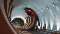 La Voyha Passion S completa il giro di un tunnel come Schumacher