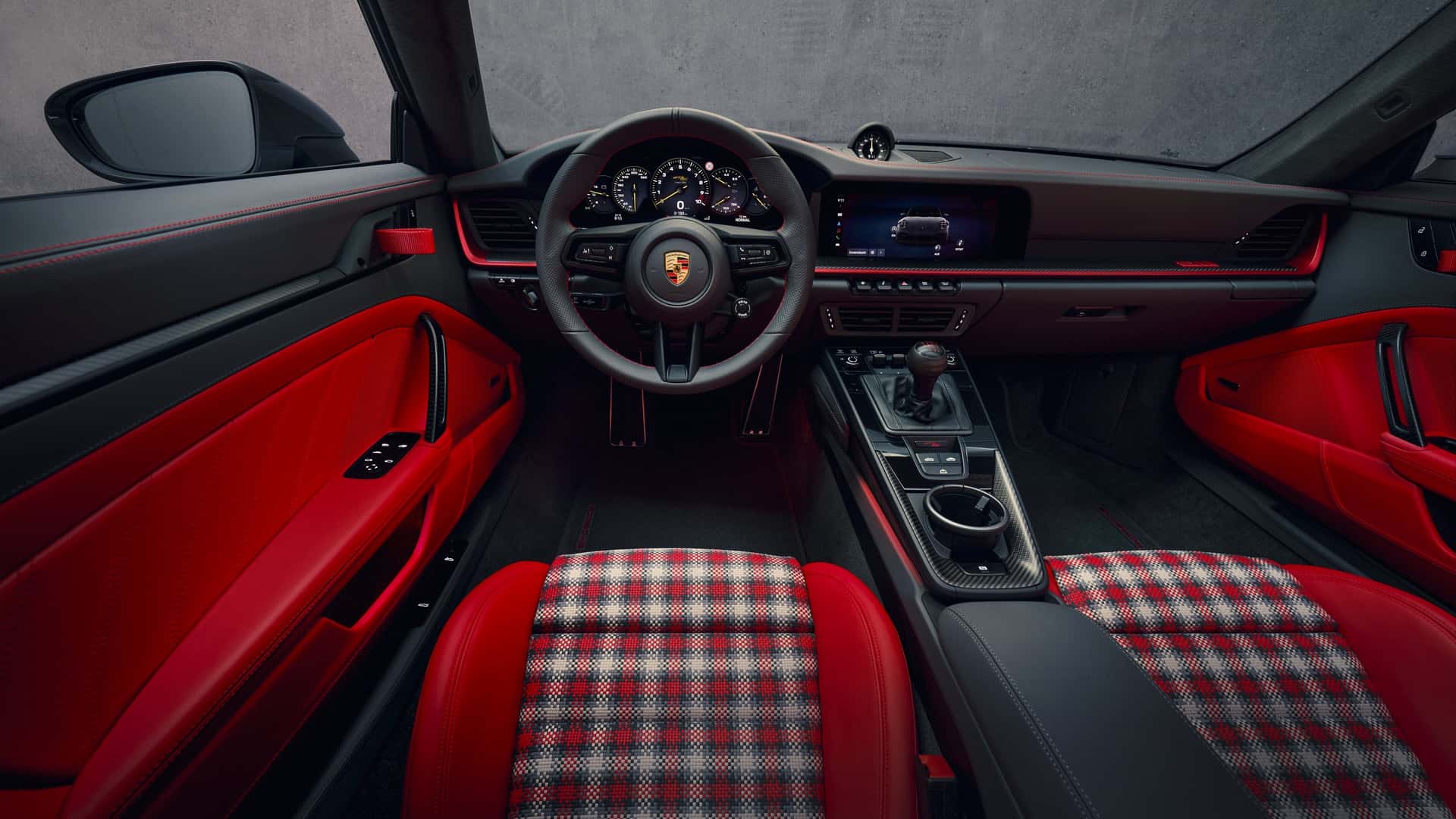 https://cdn.motor1.com/images/mgl/y2ll9o/s1/porsche-911-gt3-s-c.jpg
