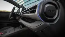 Jeep Avenger: restyling, interior y maletero