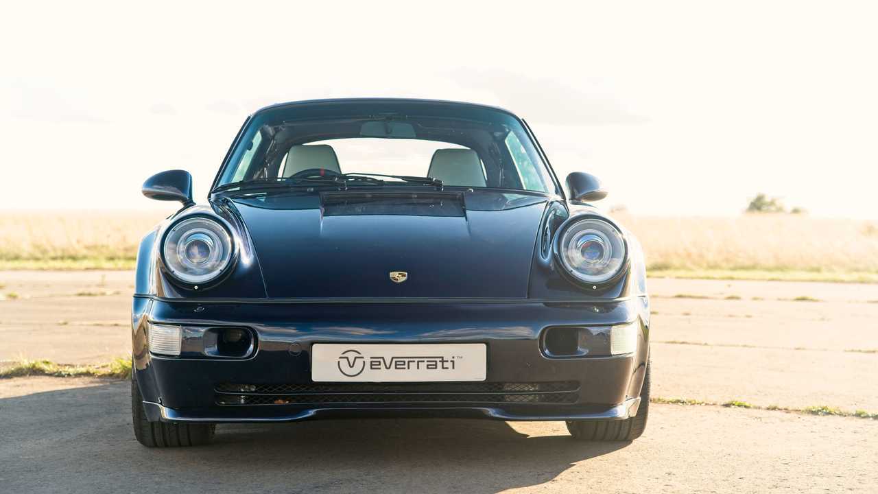 Everrati Porsche 911 Cabriolet 964