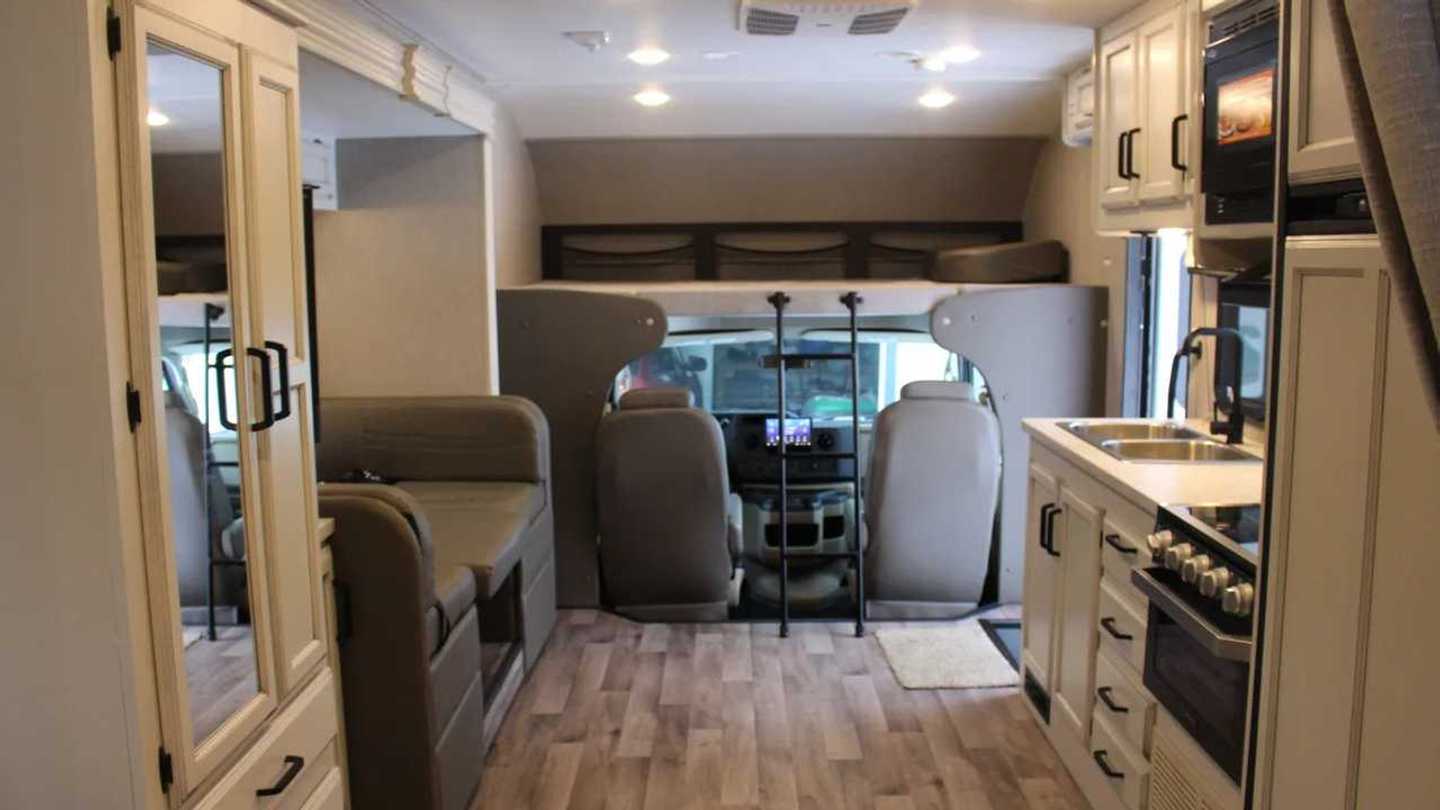 Top RVs For Camping In Cold Weather