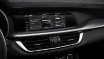 Alfa Romeo Stelvio (2023)