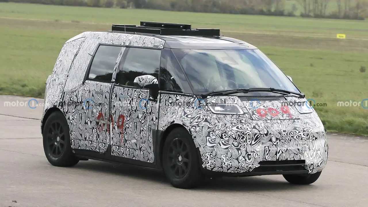 Zeekr-Robotaxi für die Waymo-Flotte als Erlkönig