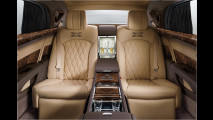 Besonderer Mulsanne mit 50 Autos