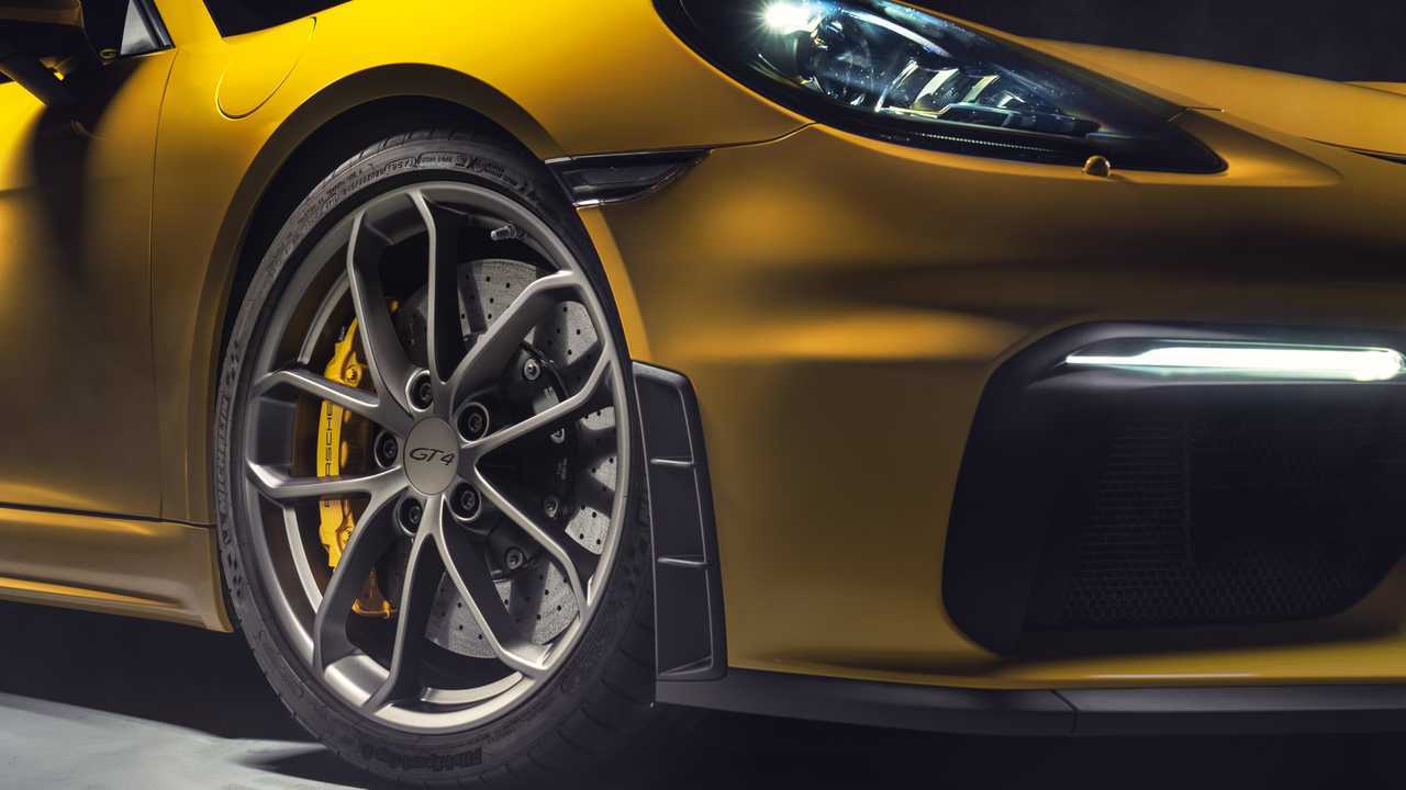 Nuova Porsche 718 Cayman GT4 2019