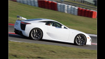 Lexus zeigt Supersportler