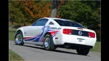Feuriger Dragstrip-Racer