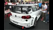 VW Golf24